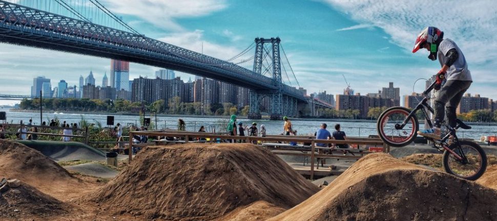 Pumptracks  hållbara cykelbanor för lek, träning och möten