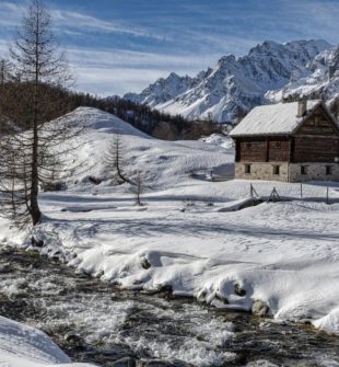 Stugor i grövelsjön  fjällupplevelser året runt