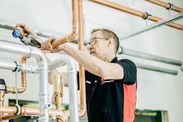 Vvs uddevalla  trygg hjälp med rör, värme och vatten
