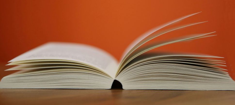 Boktryckeri  från idé till färdig bok i handen