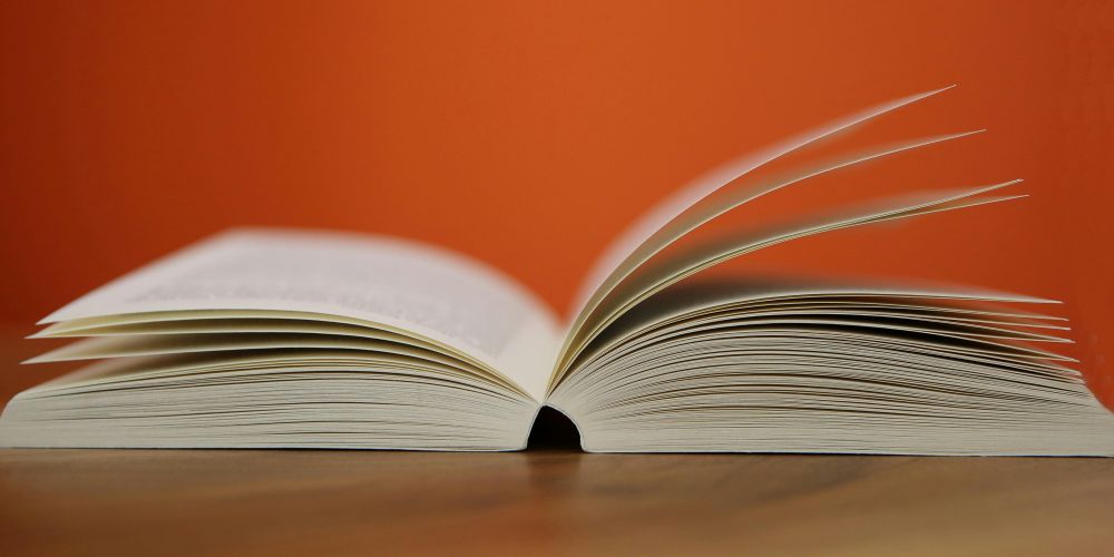 Boktryckeri  från idé till färdig bok i handen